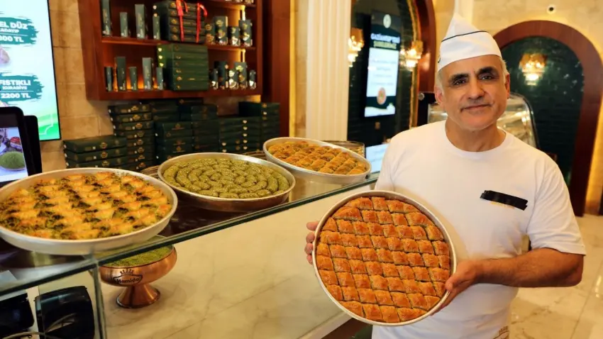 Yazılım mühendisliğini bırakıp ABD’de baklavacı oldu haberinin görseli