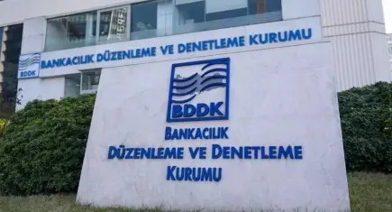 3 yatırım bankası ve 2 faktoring şirketi TMSF'ye devredildi