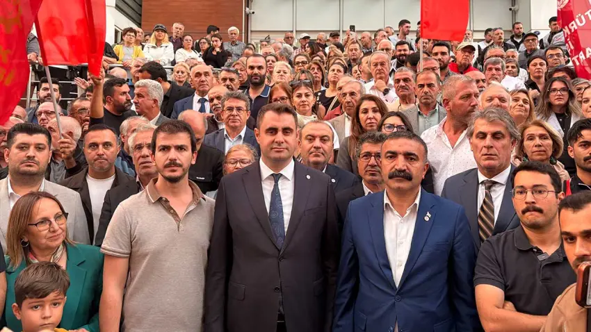 Çiğli’de tansiyon yükseldi: İzmir’de partiler Yıldız’a karşı bir araya geldi haberinin görseli
