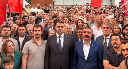 Çiğli’de tansiyon yükseldi: İzmir’de partiler Yıldız’a karşı bir araya geldi