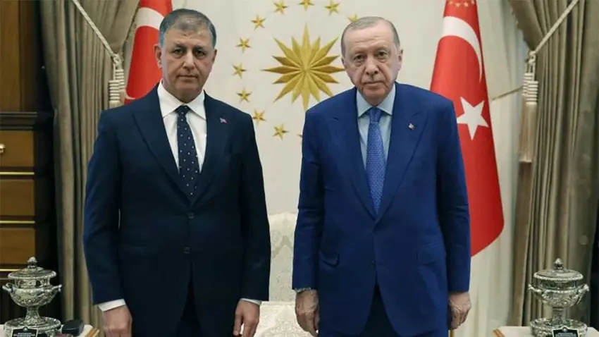 Foça ve Çiğli’nin ardından bu kez gözler İzmir Büyükşehir’de: Tugay, Erdoğan’la baş başa görüştü haberinin görseli