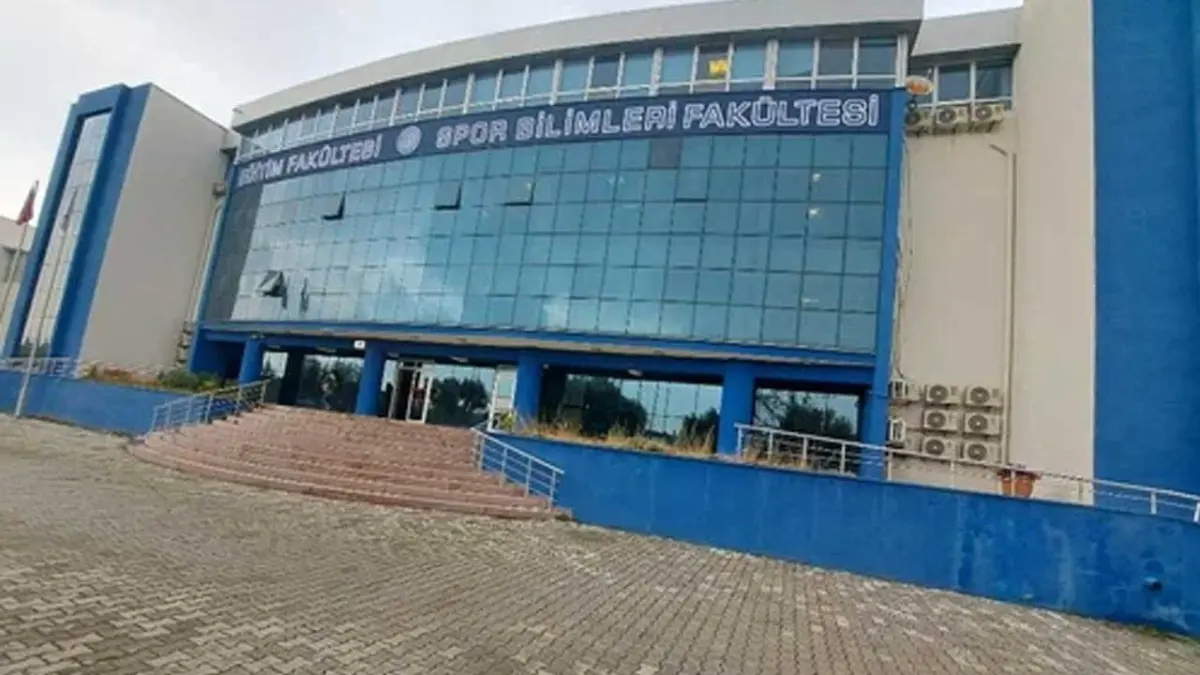 Teras çatı tadilatı ve onarımı yaptırılacak