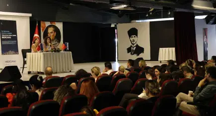 Uzmanlardan velilere uyarı: Çocuklarda okul reddi şımarıklık değil