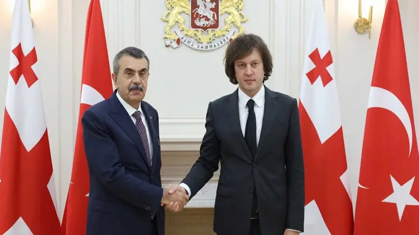  Bakan Tekin'den Gürcistan çıkarması: Eğitim alanında iş birliği anlaşması imzalandı haberinin görseli