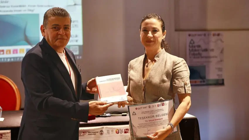 Efes Selçuk’ta bilim ve düşünce buluşması haberinin görseli