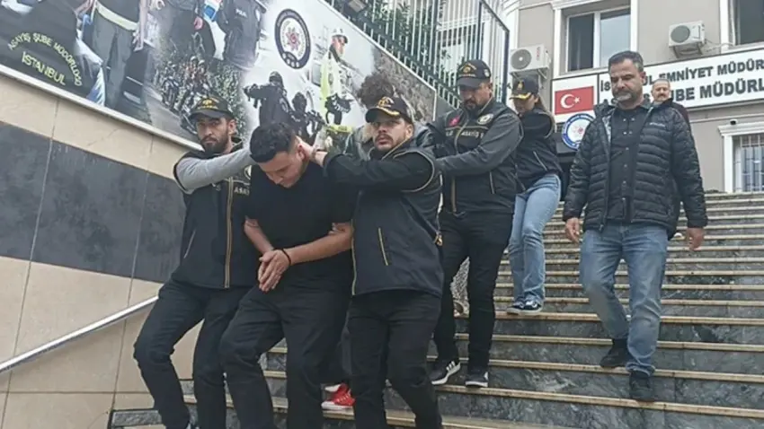 Sosyal medya fenomenlerine operasyon: Canlı yayın gelirleri dudak uçuklattı! 'Suç olduğunu bilmiyorduk' savunması! haberinin görseli