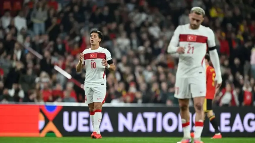2 futbolcu A Milli Takım kampından ayrıldı haberinin görseli