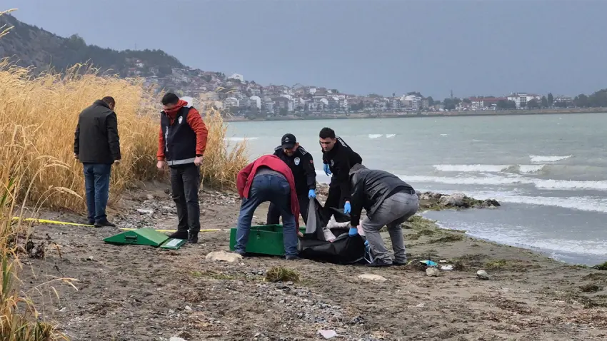 Isparta’da göl kenarında erkek cesedi bulundu haberinin görseli