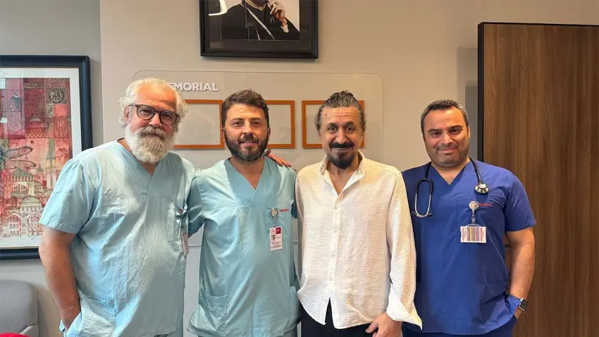 Karnındaki şişliği ‘göbek düşüklüğü’ sandı: Nedeni 7,5 santimetrelik aort anevrizması çıktı haberinin görseli