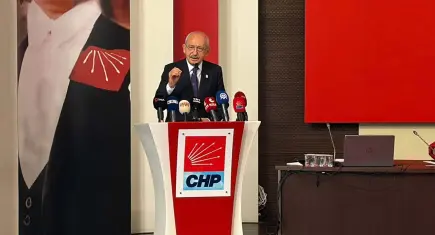 Kemal Kılıçdaroğlu, staj ve çıraklık mağdurlarıyla bir araya geldi