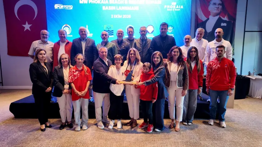 Yelken Ligi Foça’da başladı: Yaklaşık bin sporcu mücadele edecek haberinin görseli