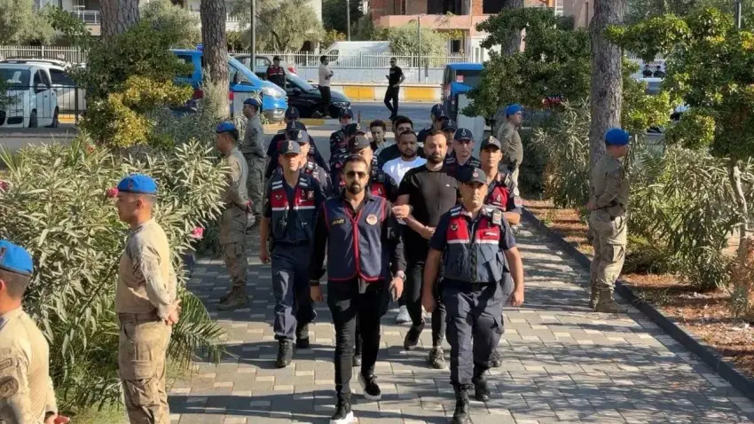 Aydın'da 800 milyon TL'lik dev konut ve arsa vurgunu: Tutuklu sayısı 5'e yükseldi! haberinin görseli