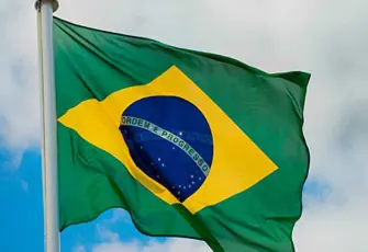 Brezilya sandık başında: Kritik seçimde Lula ile Flavio Bolsonaro yarışıyor