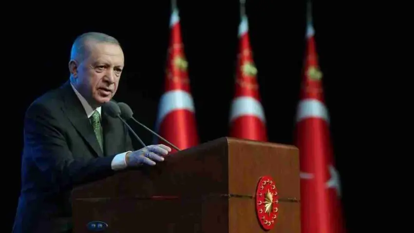 Cumhurbaşkanı Erdoğan açıkladı: İhracatta Cumhuriyet tarihinin eylül rekoru kırıldı haberinin görseli