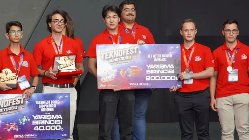 EÜ TEKNOFEST’te gururlandırdı haberinin görseli