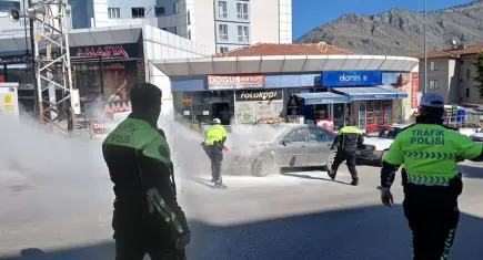 KPSS’ye giren gencin otomobili alevlere teslim oldu