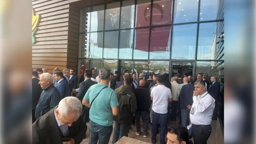 Nazilli Ticaret Odası seçiminde iki grup karşı karşıya geldi haberinin görseli
