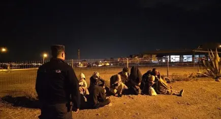 Seferihisar'da düzensiz göçmen operasyonu!