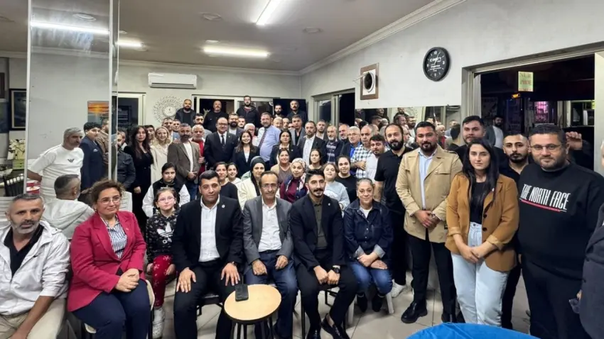 Bayraklı’da 57 yeni üye CHP’ye katıldı haberinin görseli