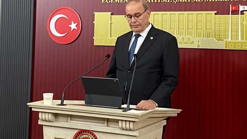 CHP'li Faik Öztrak'tan Vahap Seçer ve fon skandalı açıklaması haberinin görseli