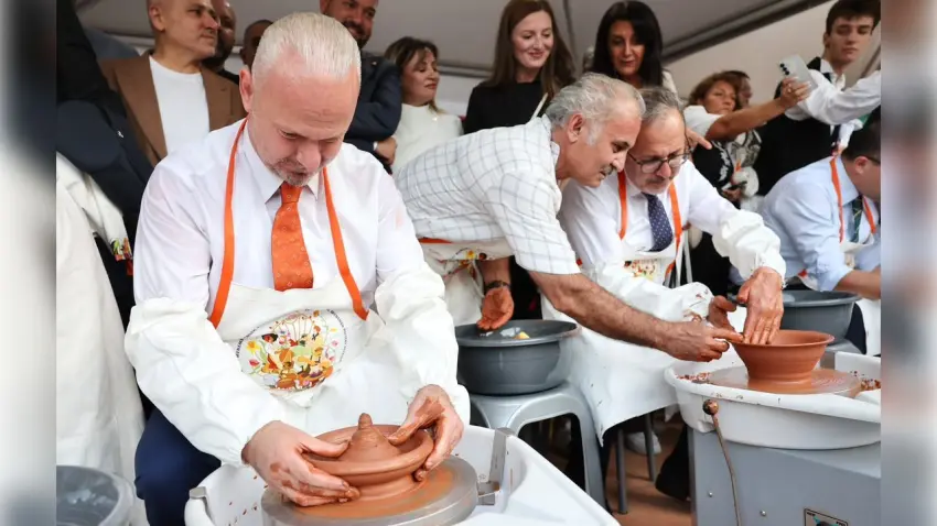 Fransız Seramik Sanatçısından Menemen’e övgü: Menemen’i örnek alın haberinin görseli
