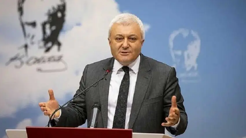 Özkan’dan AK Parti iddiası sonrası Tugay’a sert çıkış: Zavallı! haberinin görseli