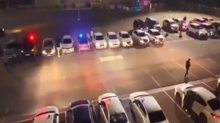 Türkiye, Yunanistan ve Fransa'da ortak göçmen kaçakçılığı operasyonu: 14 şüpheli yakalandı haberinin görseli