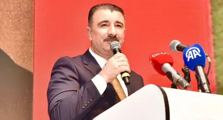 Başdaş’tan Kazımoğlu’na sert tepki: İmzanızı gizleyip fotoğrafımız üzerinden suçlama üretmek açık bir siyasi ikiyüzlülüktür!