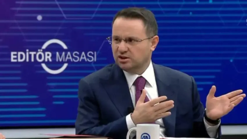 Bakan Gürlek'ten fon açıklaması haberinin görseli