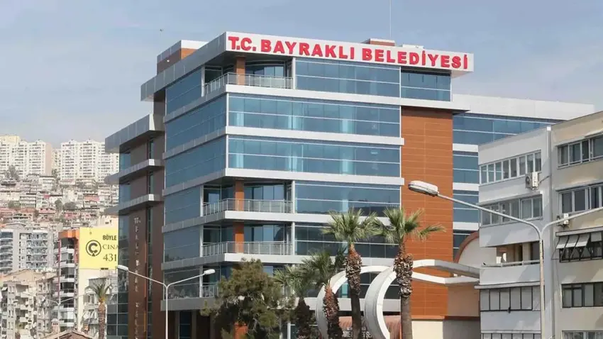 Bayraklı Belediyesi’ne operasyon! Eski Belediye Başkanı dahil 45 şüpheli gözaltına alındı haberinin görseli