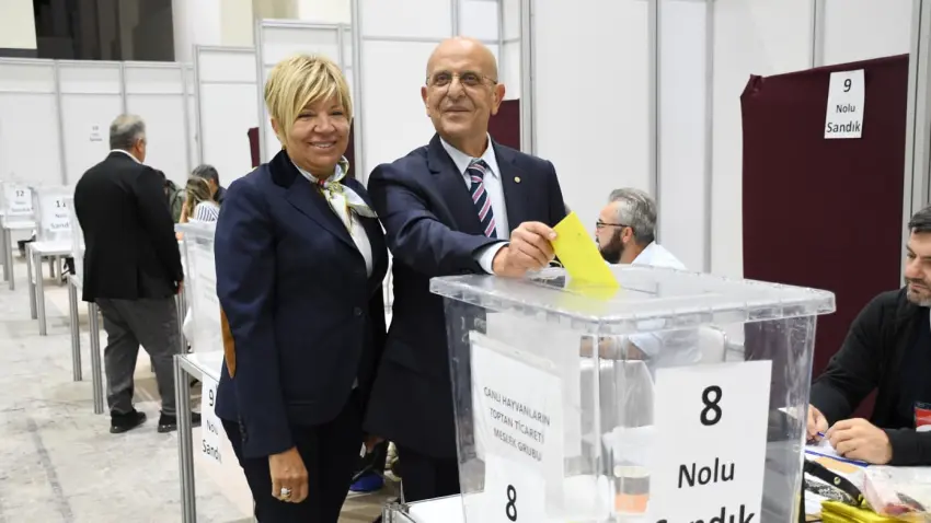 İzmir Ticaret Borsası’nda mavi liste üstünlüğü haberinin görseli