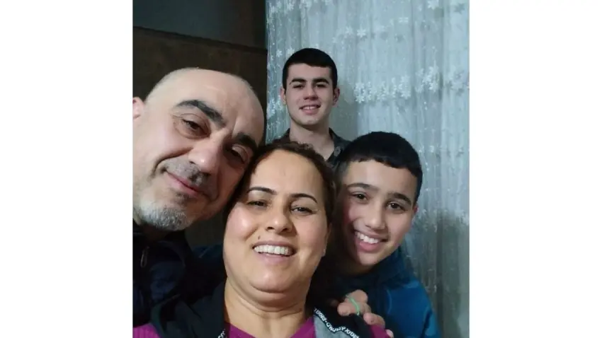 Emir Gönenç ve ailesi