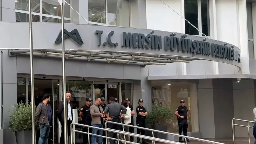 Mersin'de yolsuzluk operasyonu: 2'si belediye başkanı 16 kişi tutuklandı haberinin görseli