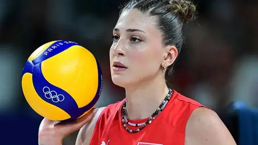 Milli voleybolcu İlkin Aydın'dan Cemil Tugay'a Atatürk'lü gönderme! haberinin görseli
