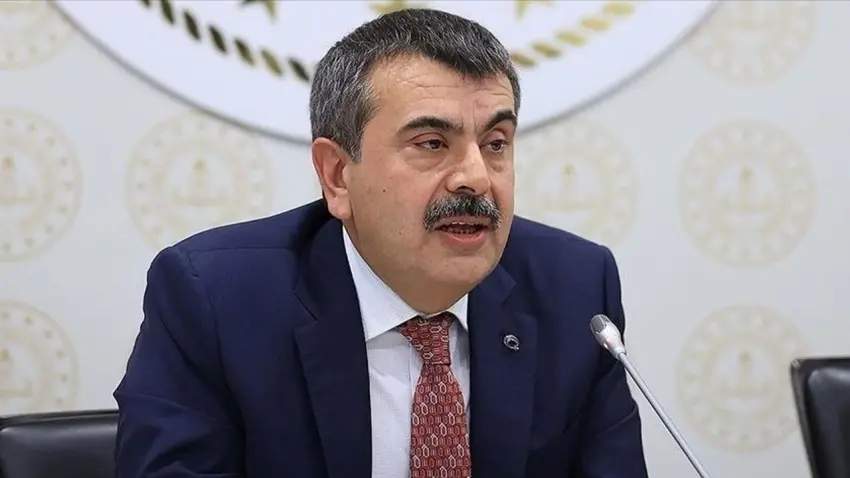 Bakan Tekin'den önlük ve mazeret tayini açıklaması haberinin görseli