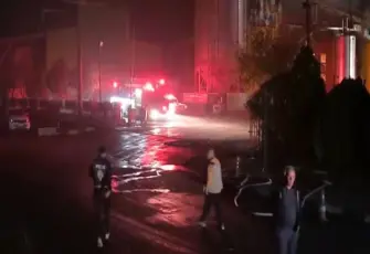Balıkesir'de yağ fabrikasında korkutan yangın kontrol altında