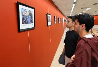 “Gazze’de Bir Gün” fotoğraf sergisi Ege Üniversitesinde açıldı