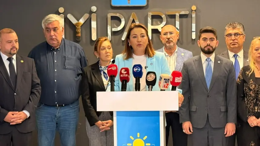 İYİ Parti İzmir’den hodri meydan çıkışı: Sandık orada, İzmirli burada haberinin görseli