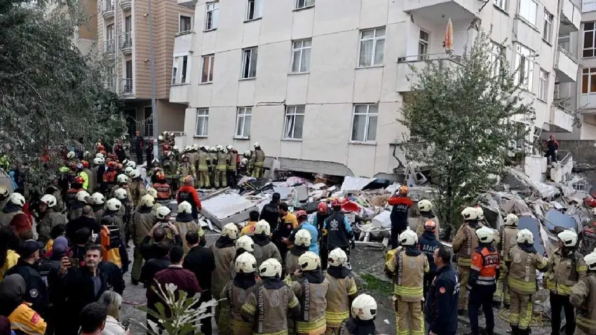 Maltepe'deki bina çökmesiyle ilgili soruşturma:Mimar ve şantiye şefi gözaltında haberinin görseli