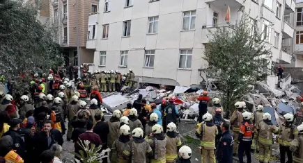 Maltepe'deki bina çökmesiyle ilgili soruşturma:Mimar ve şantiye şefi gözaltında