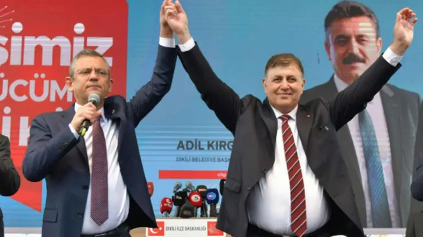 Özel'den Tugay yorumu: İzmir’e bir zafer borcumuz var haberinin görseli