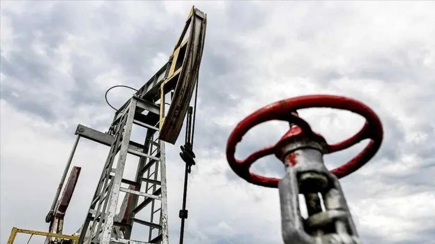 Petrol piyasasında son iki haftanın zirvesi: Brent petrol 105 doları aştı haberinin görseli