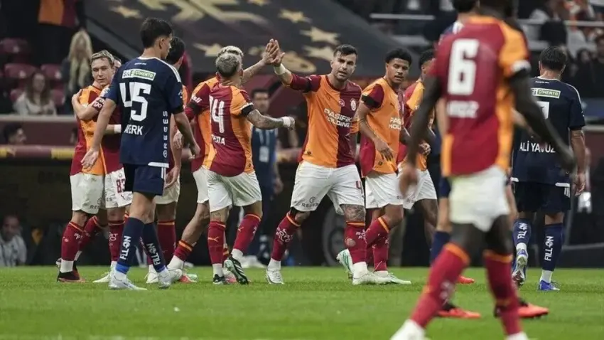 Galatasaray 10 kişi kaldığı maçta Kasımpaşa'yı son dakikalarda geçti: 3-1 haberinin görseli