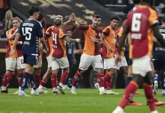 Galatasaray 10 kişi kaldığı maçta Kasımpaşa'yı son dakikalarda geçti: 3-1