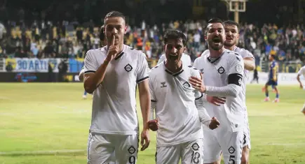 Altay deplasmanda Uşakspor karşısında galibiyet arayacak