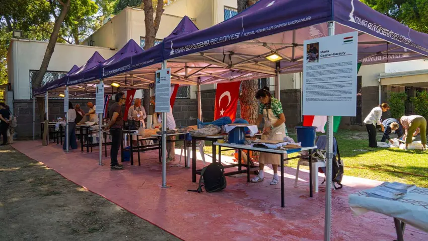 İzmir’de uluslararası seramik buluşması başladı: Hedef kalıcı koleksiyon haberinin görseli