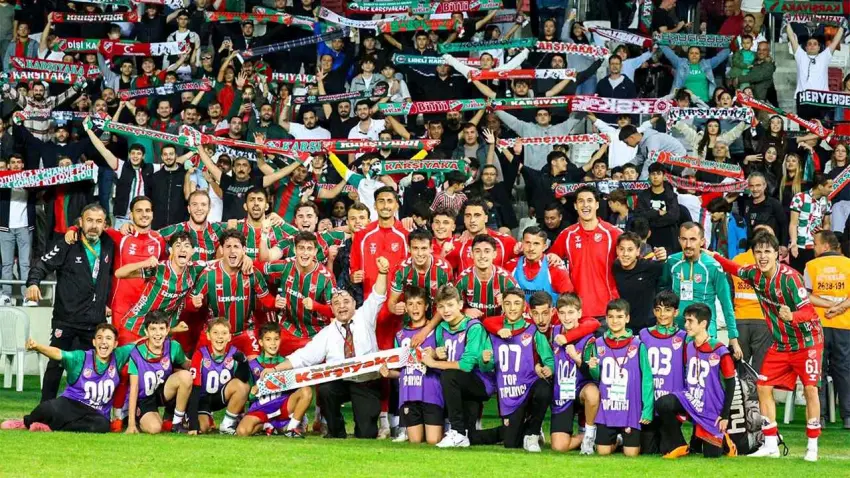 Karşıyaka, namağlup Eskişehir Anadolu karşısında çıkış arıyor haberinin görseli