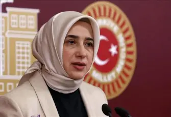 Özlem Zengin’den Özgür Özel’e sert tepki: Bu nasıl bir genel başkanlıktır?