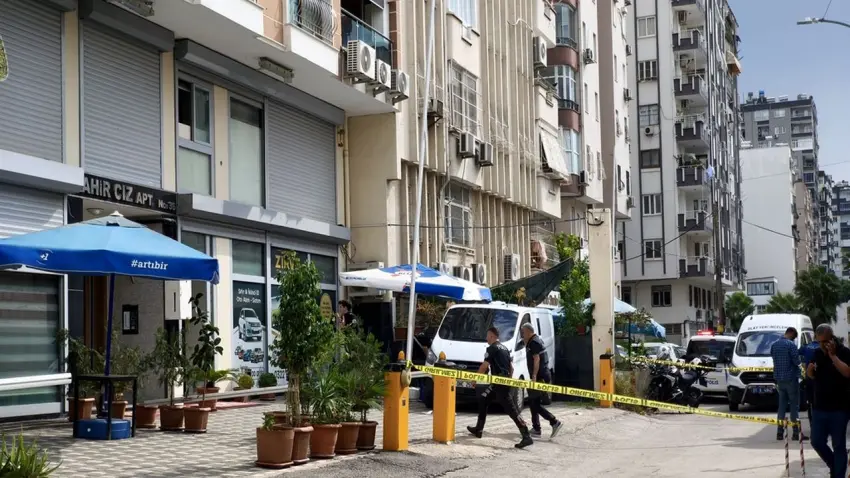 Adana’da kuyumcu cinayetinin şüphelisi yurt dışına kaçarken yakalandı haberinin görseli