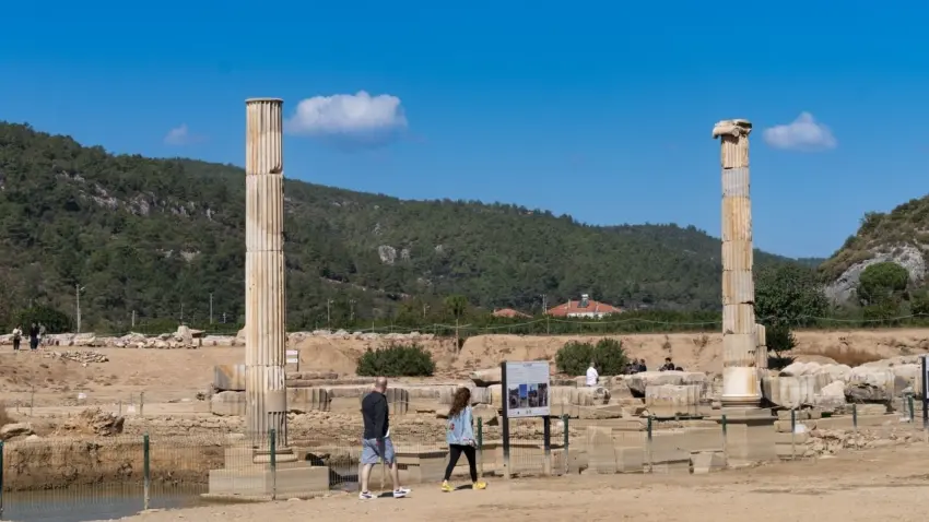 Antik dünyanın üç büyük kehanet merkezinden biri: Klaros haberinin görseli
